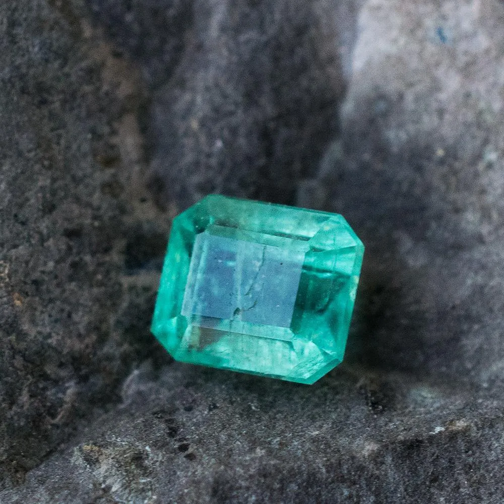 0.86 Carat Natural Emerald Gemstone | 5.5 mm x 4.8 mm
