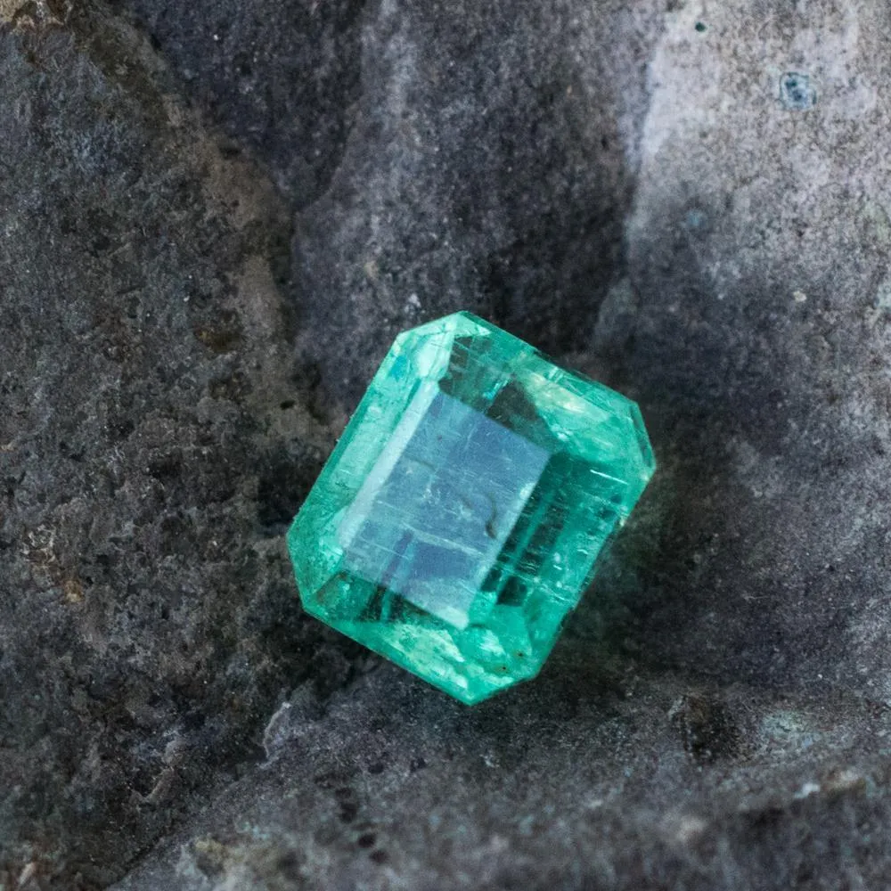 0.86 Carat Natural Emerald Gemstone | 5.5 mm x 4.8 mm