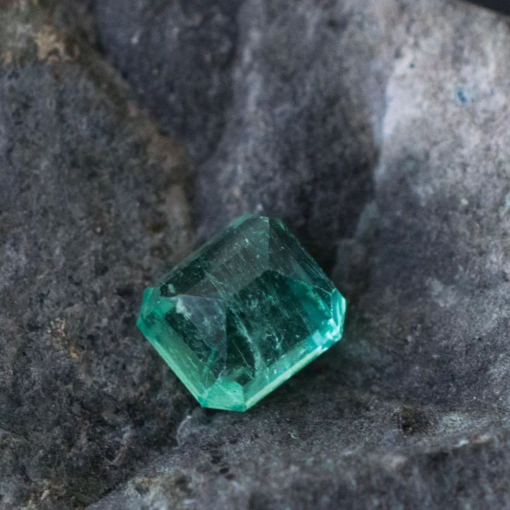 0.86 Carat Natural Emerald Gemstone | 5.5 mm x 4.8 mm