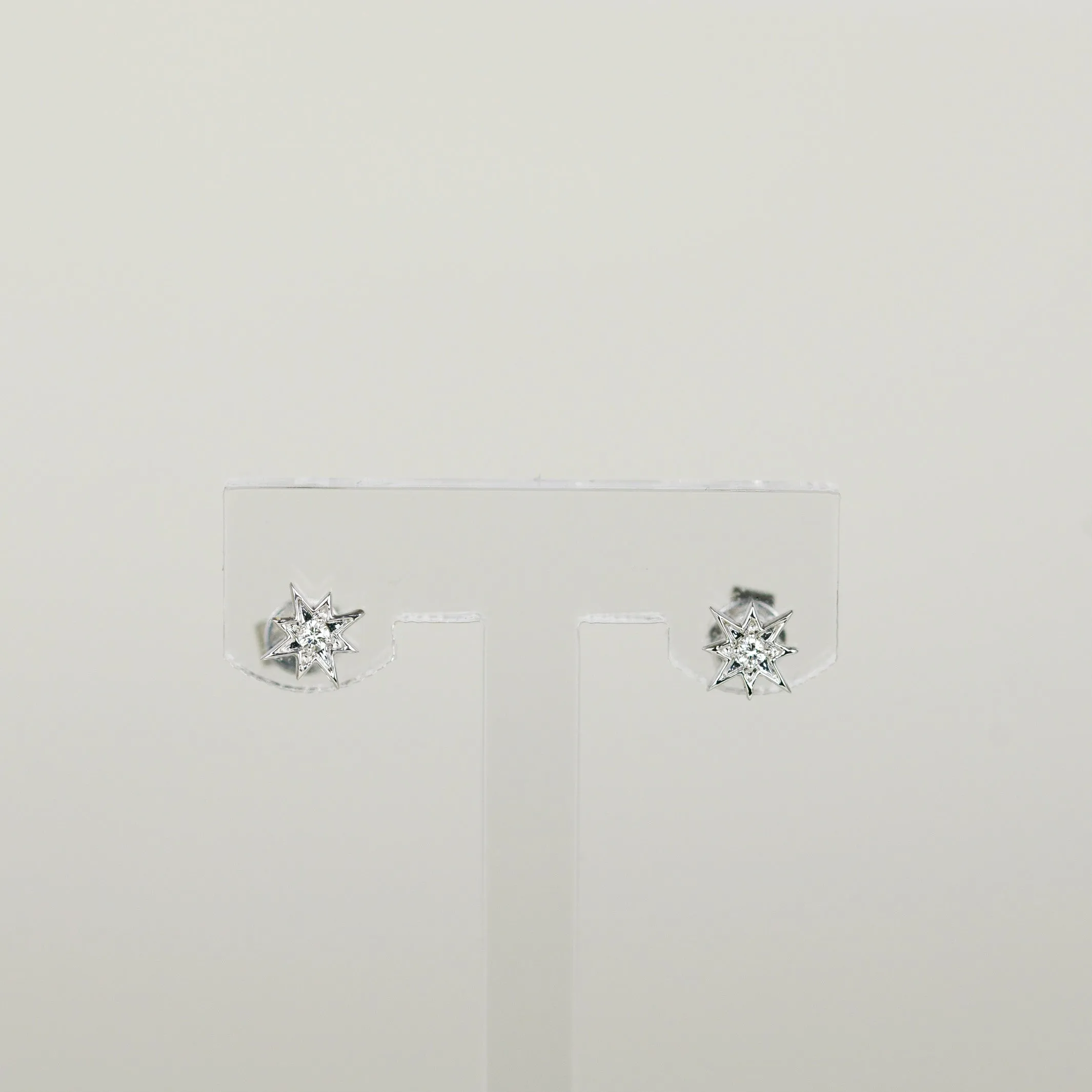 18ct White Gold 0.04ct Round Brilliant Diamond Star Stud Mini Earrings