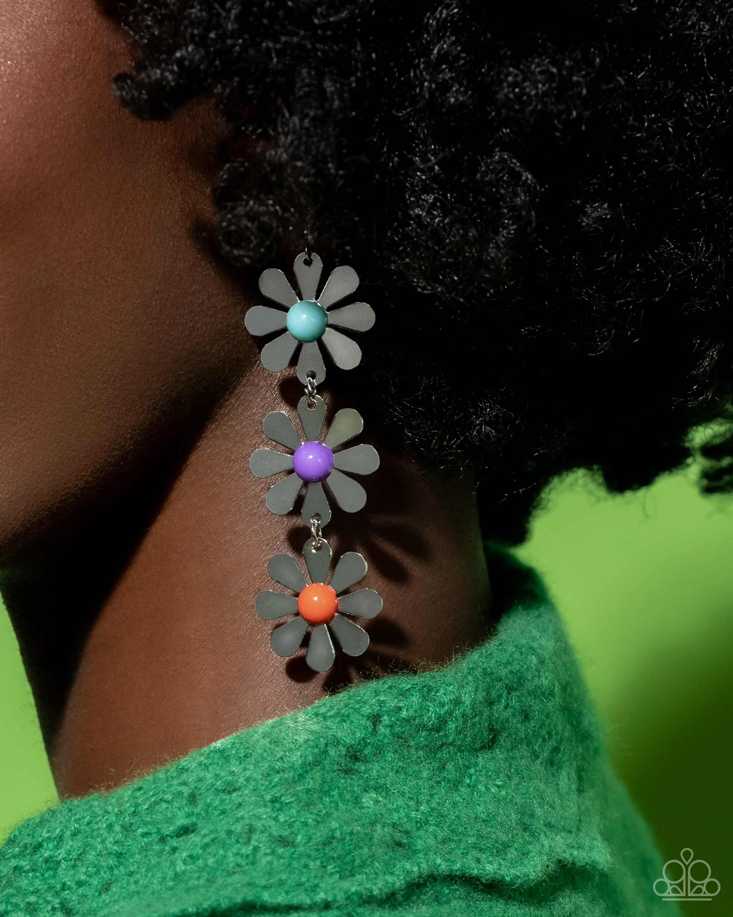 Daisy Dame - Purple Paparazzi Accessories