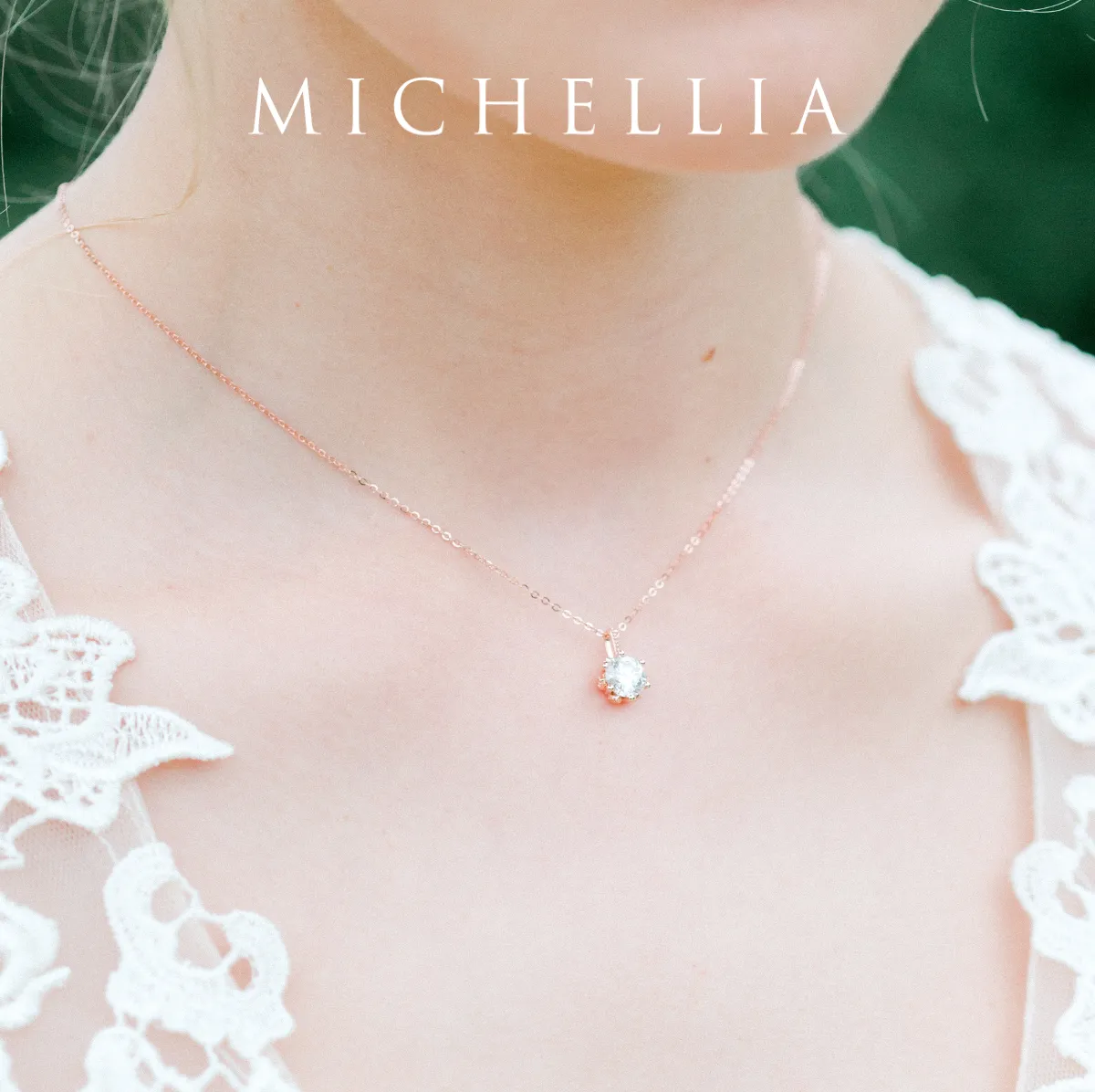 [Evelyn] Vintage Classic Crown Necklace in Opal