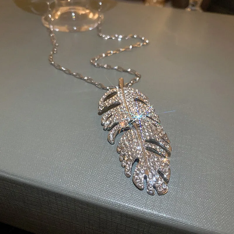 Fashion Sweater Chain Necklaces Long Necklace Rhinestone Feather Shape Pendant Necklaces