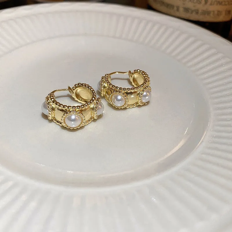 French Literary Vintage Simulated Pearl Circle Buckle Hoop Earrings For Women