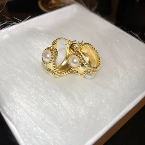 French Literary Vintage Simulated Pearl Circle Buckle Hoop Earrings For Women