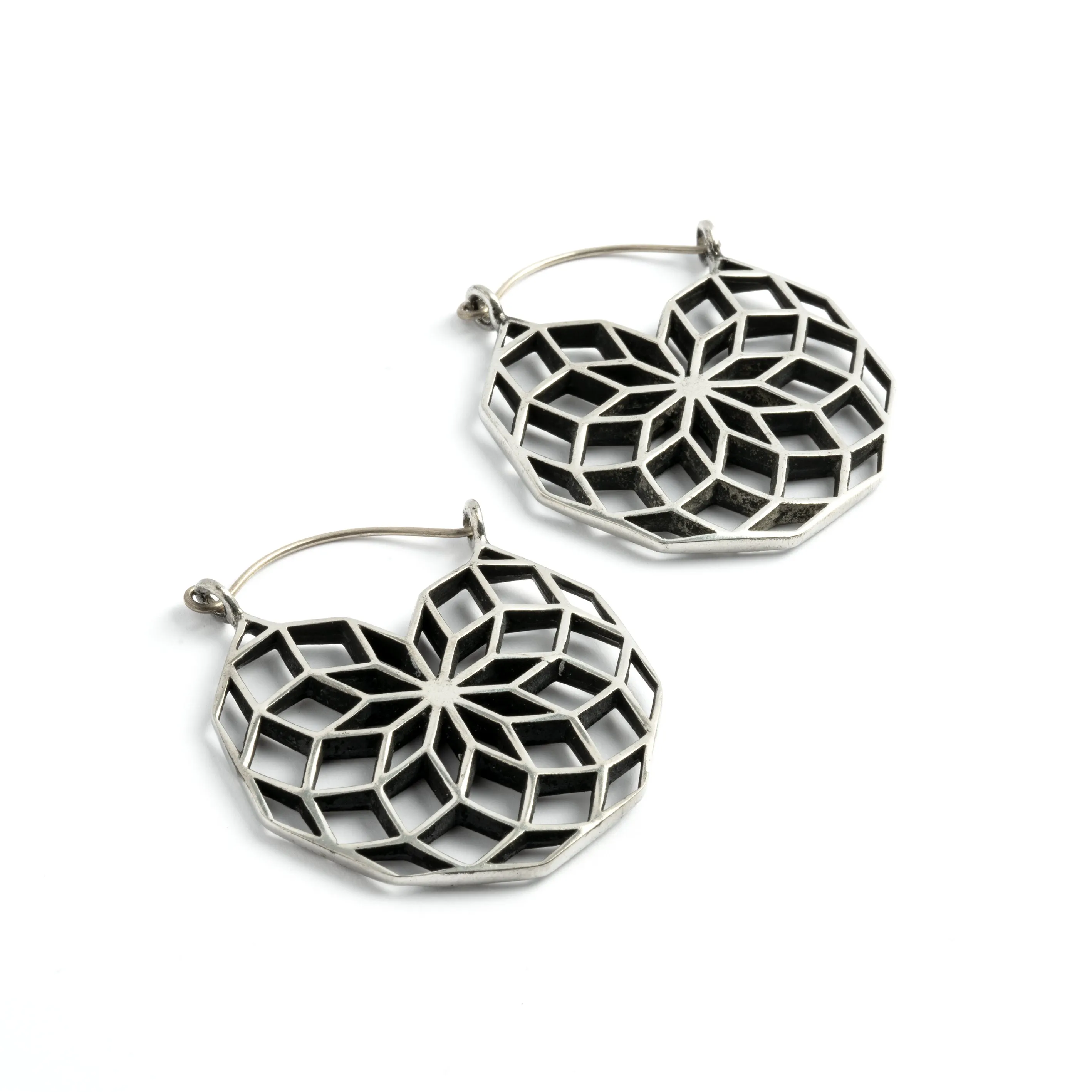 Geometric hoop earrings