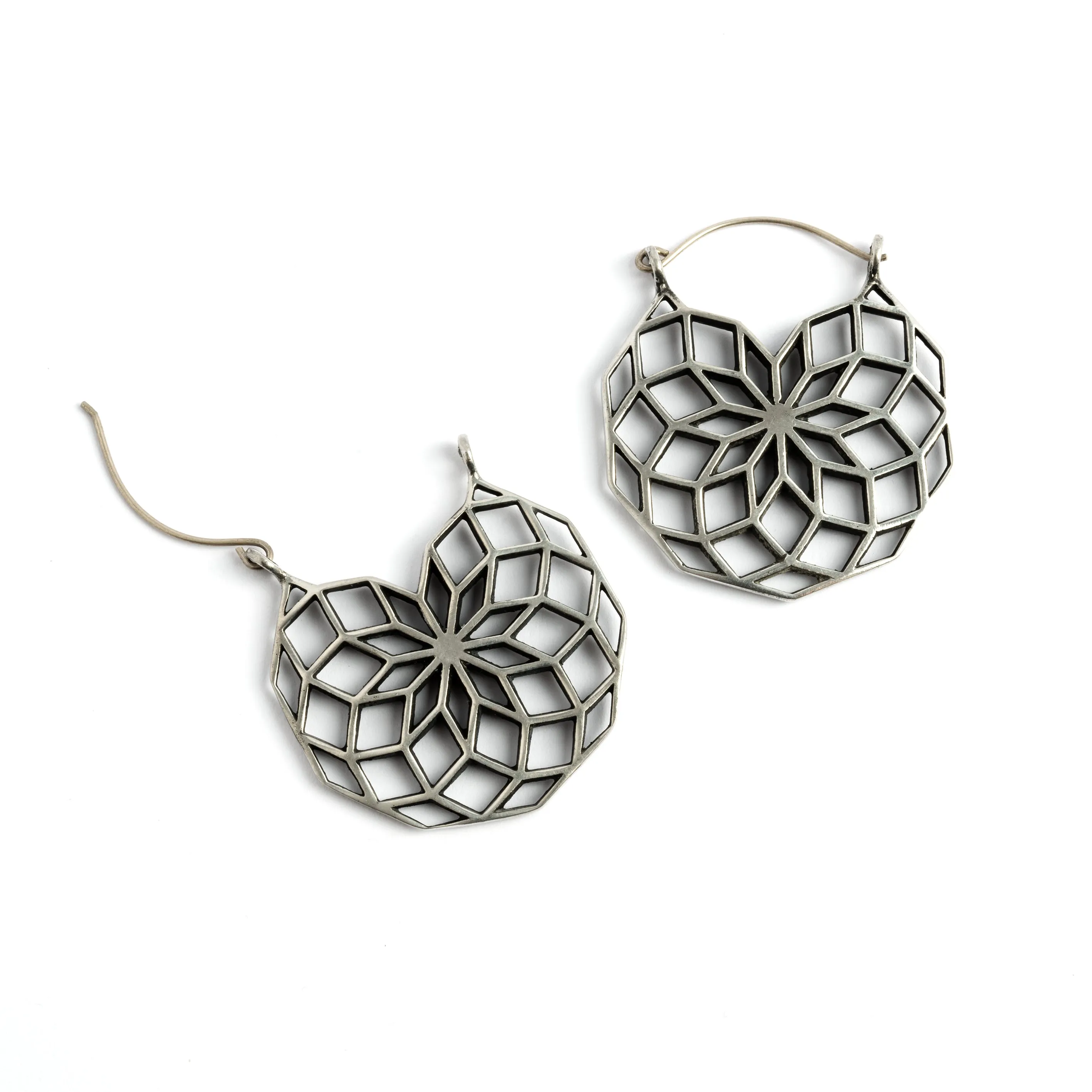 Geometric hoop earrings