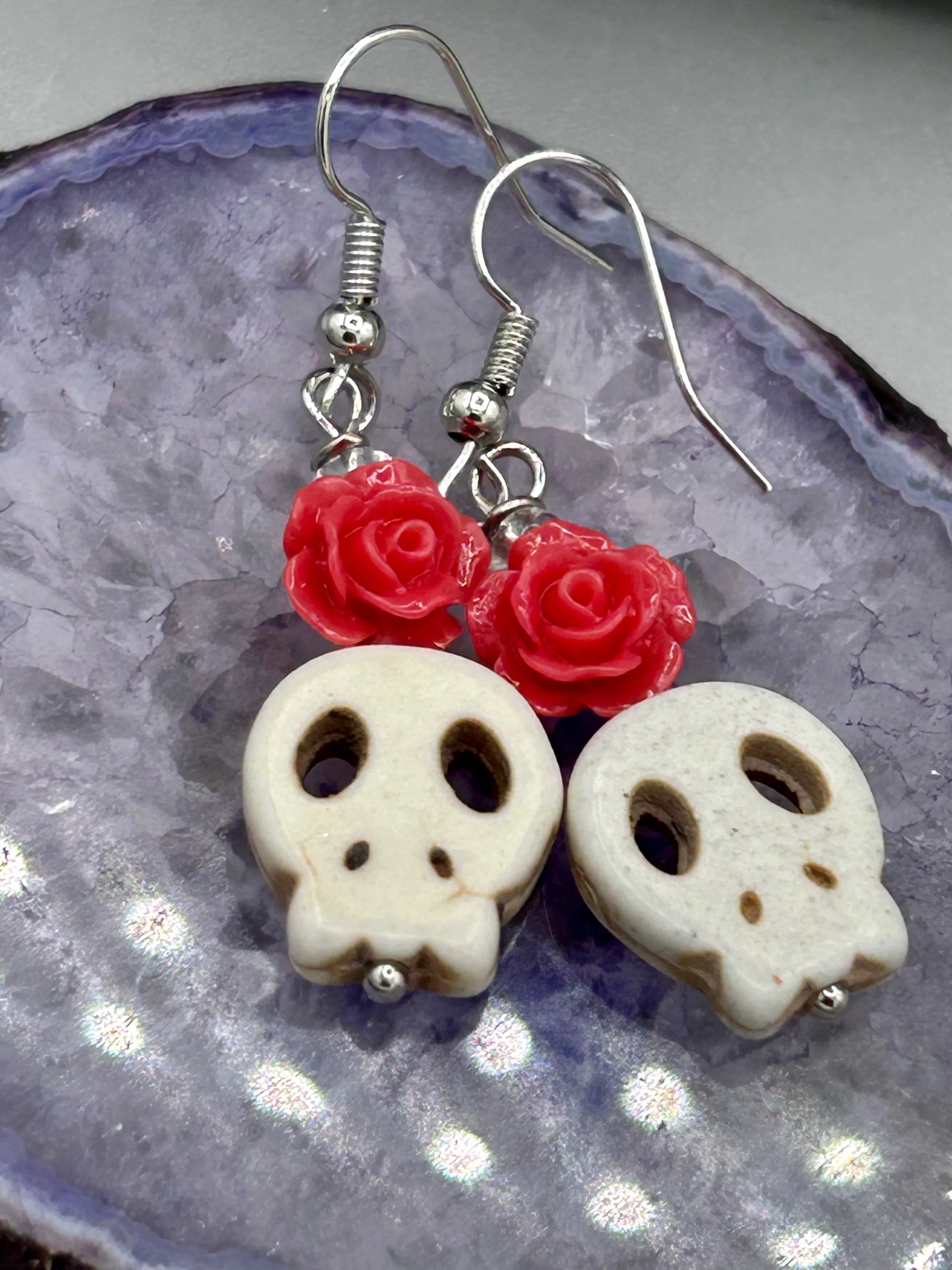 Howlite Skull Beads With Pink Coral Rose Beaded Earrings, Pastel Goth, Dia De Los Muertos Calavera, Day of the Dead Jewelry, La Catrina