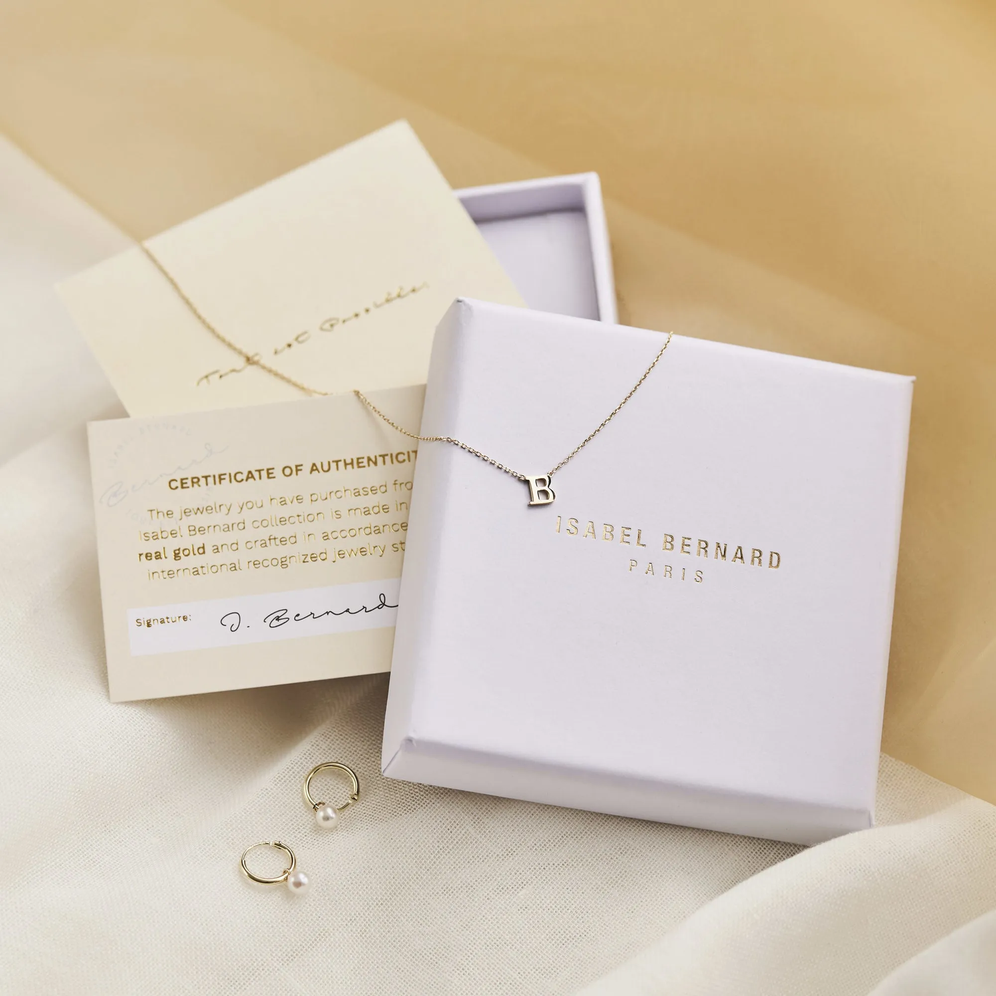 Le Marais Felie 14 karat gold cube charm with heart