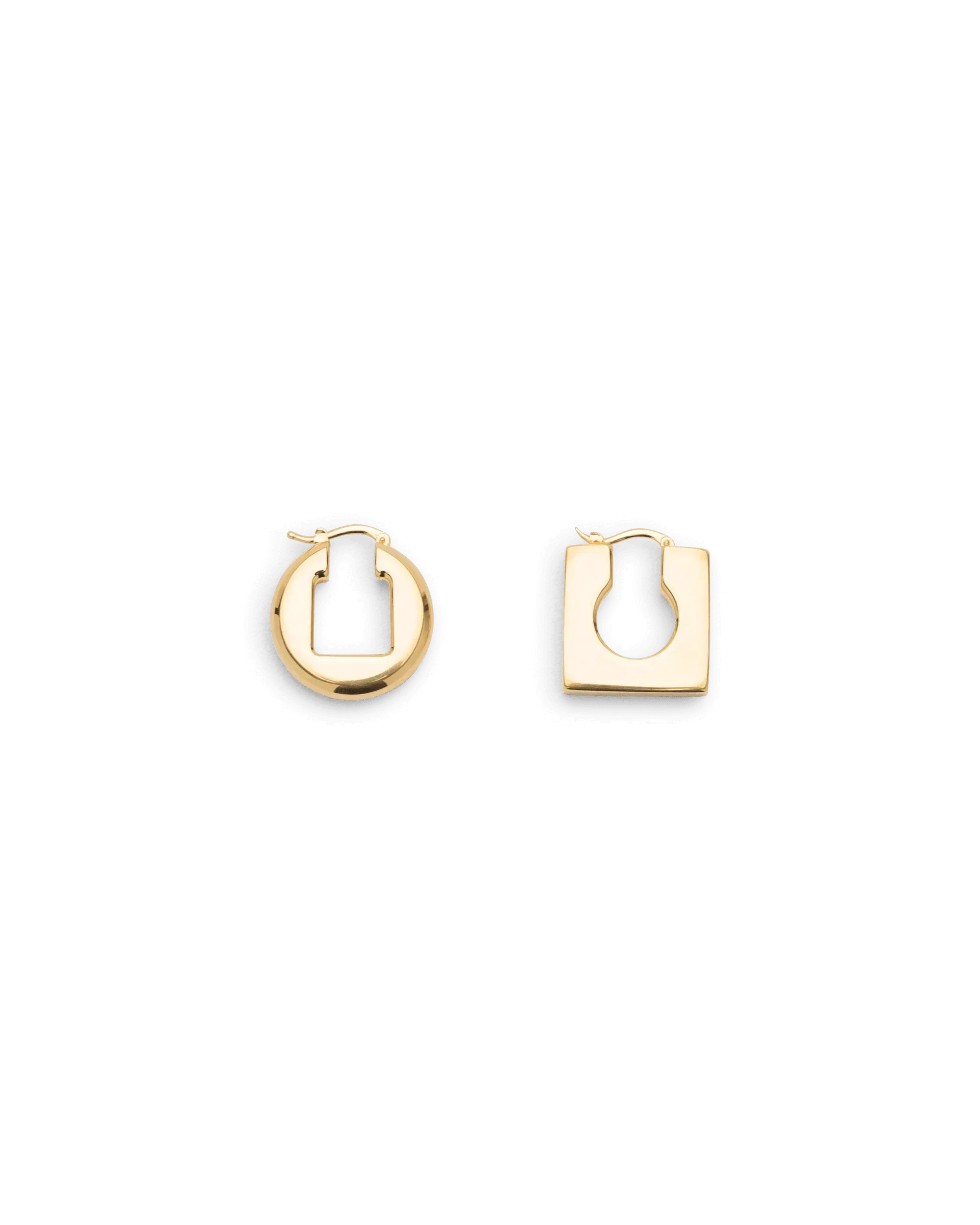 Les Boucles Rond Carré Earrings