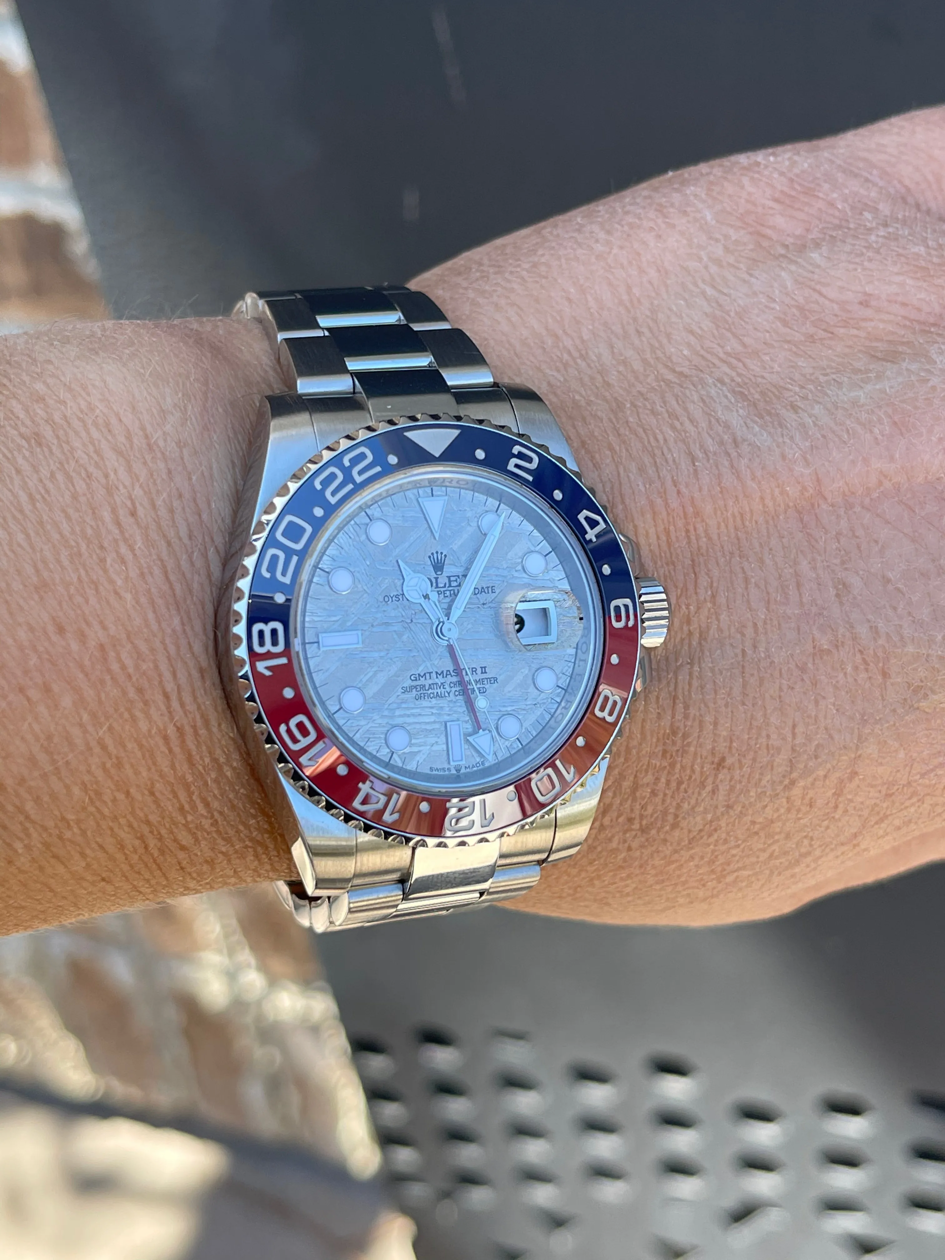 Rolex GMT-Master II 40mm Mens Watch Stainless Steel Watch Custom “Pepsi” 116719BLRO MT Factory Clone Ceramic Bezel Insert Refinished Meteorite Dial