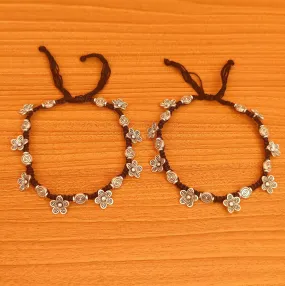 SILVER LOOKALIKE FLOWER BEADS THREAD ADJUSTABLE ANKLETS