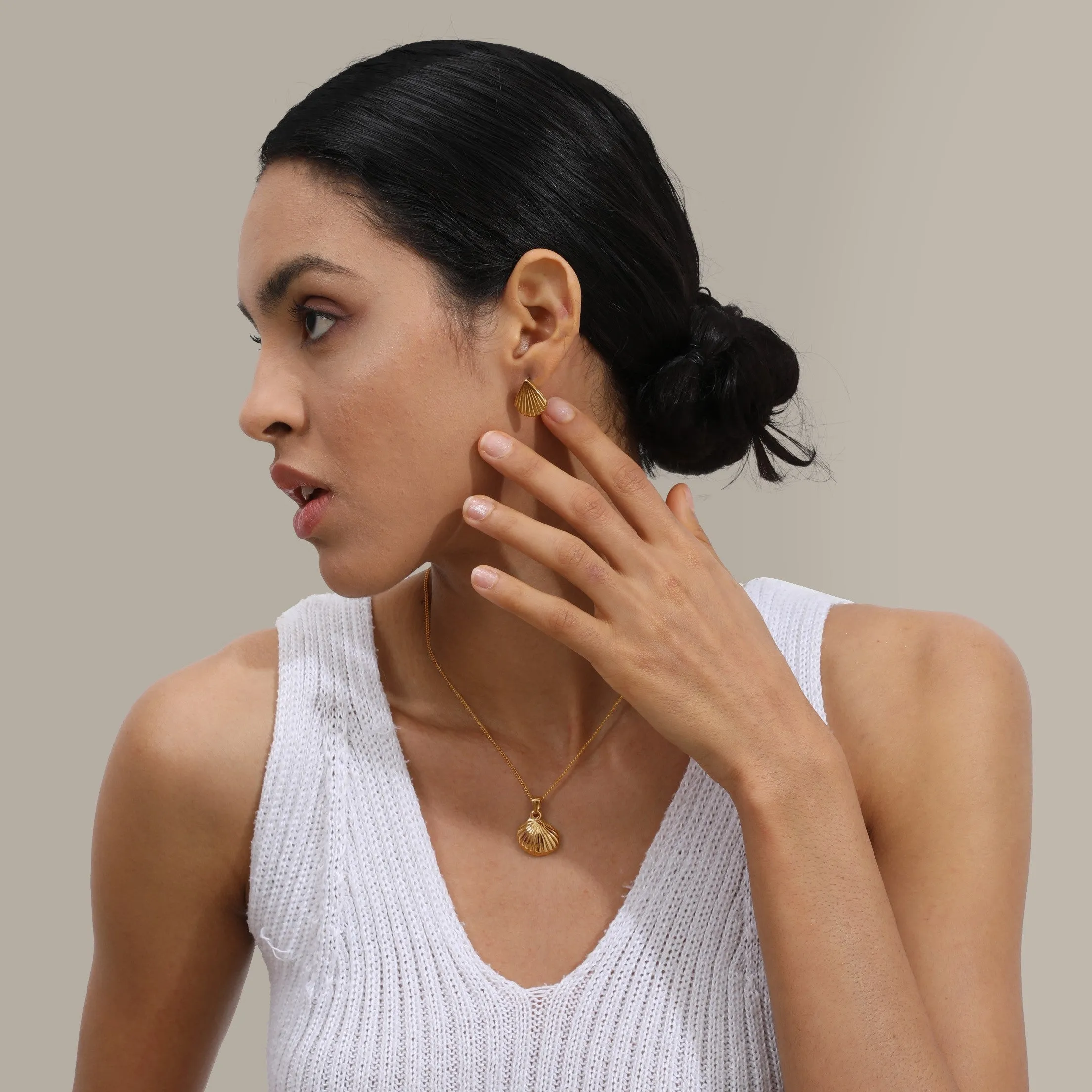 The riviera necklace