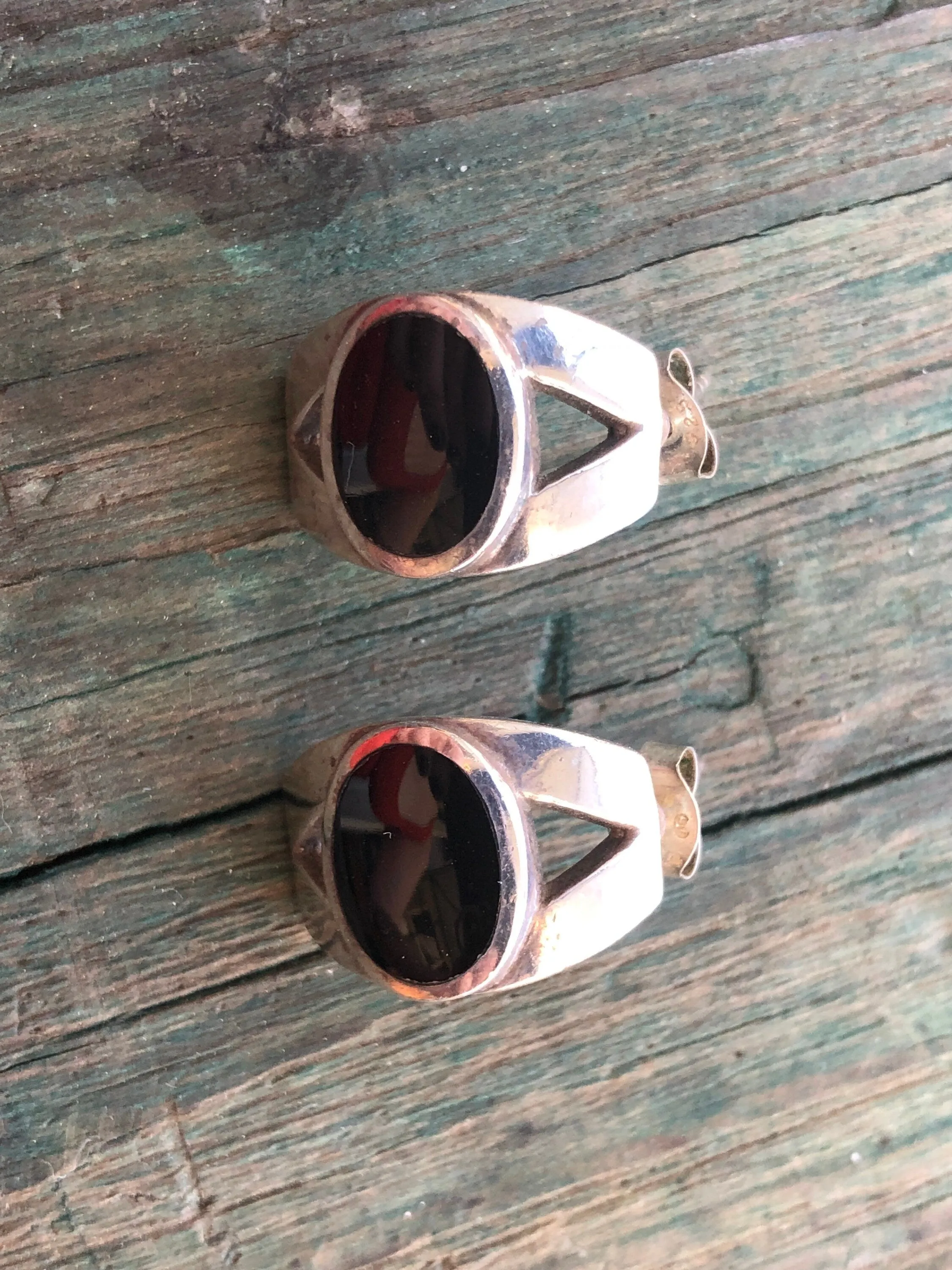 Vintage Modernist Geometric Onyx Half Hoop Pierced Post Earrings